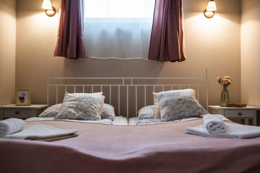 Vagi Apartment Sarvar Ngoại thất bức ảnh