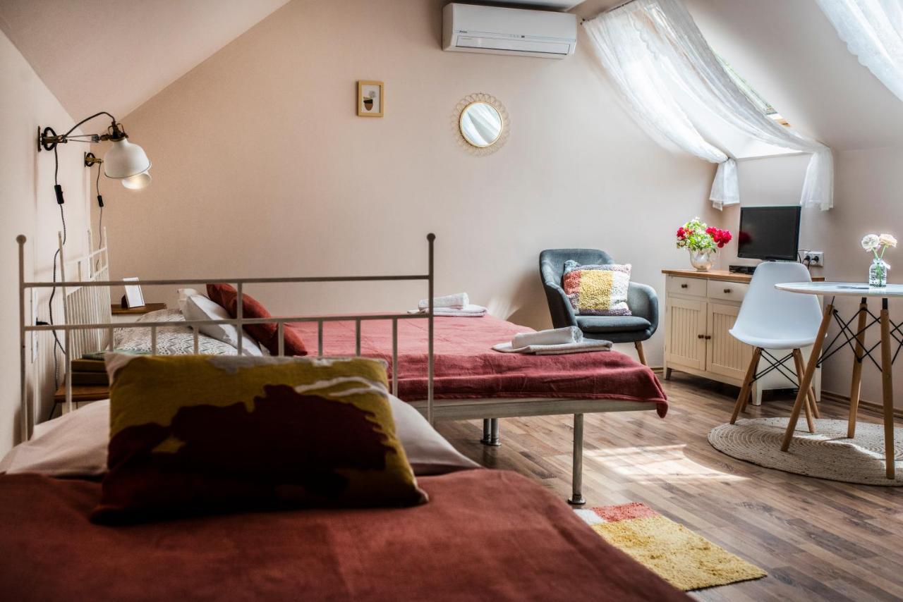Vagi Apartment Sarvar Ngoại thất bức ảnh